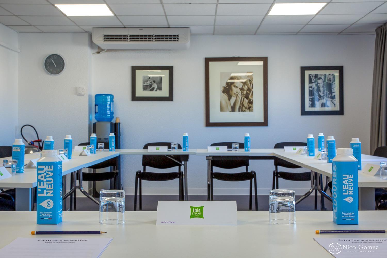 Ibis Styles Cannes Le Cannet Exterior foto